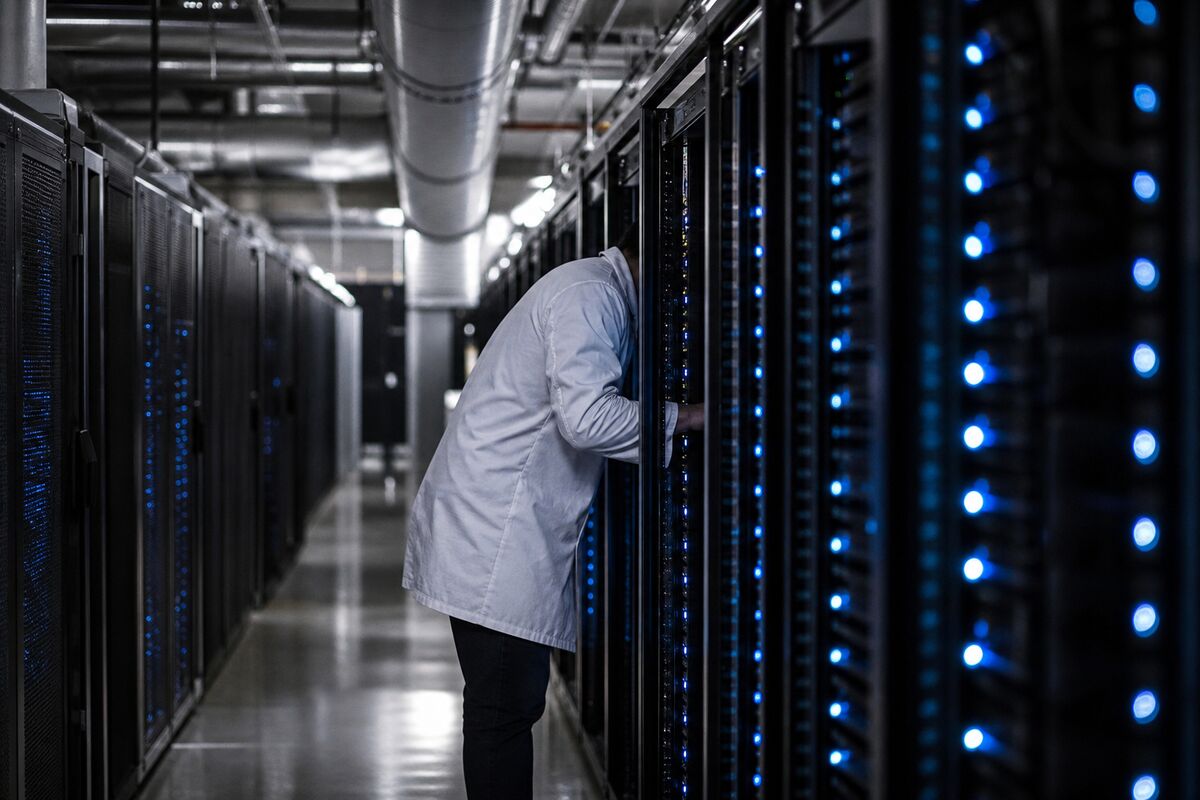 SLB's Strategic Shift: Acquiring Kelvion to Enter Data Center Markets