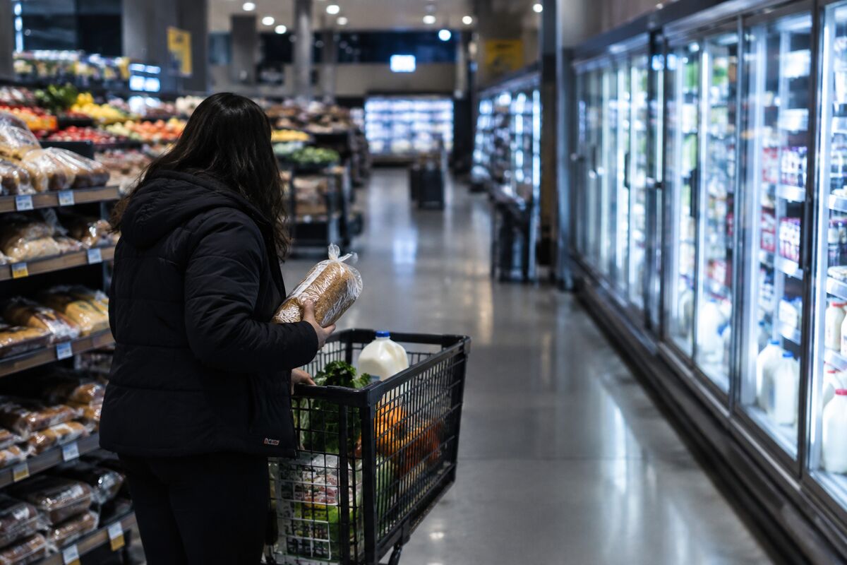 Instacart Shares Rise After Report of Potential Sale Talks